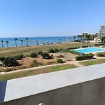 Julie's House Βορόκλινη