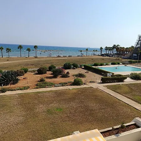 Julie's House Appartamento Voroklini