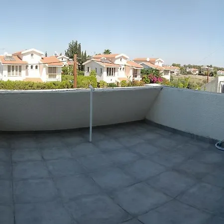 Julie's House * Voróklini