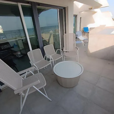 Julie's House Apartament *