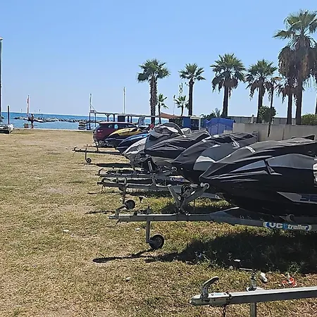 Julie's House * Oroklini